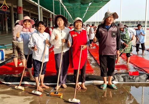 ภาพ No.208173:V.55 สารพัดV สารพัดดี ที่วัดพระธรรมกาย ในโครงการธรรมยาตรา กตัญญูบูชา มหาปูชนียาจารย์ พระมงคลเทพมุนี (สด จนฺทสโร) พระผู้ปราบมาร อนุสรณ์สถาน 7 แห่ง ปีที่ 13 ระหว่างวันที่ 2-31 มกราคม พ.ศ. 2568