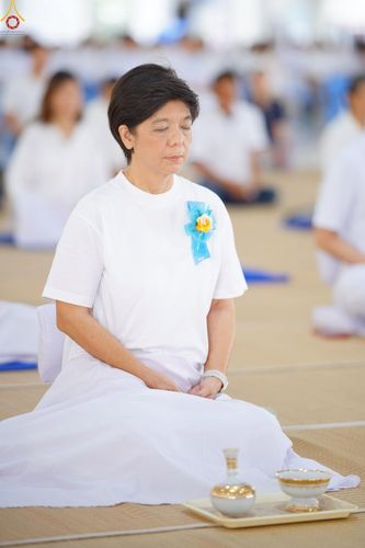 ภาพ No.229769:วันที่ 25 มิถุนายน พ.ศ. 2568 (แรม 15 ค่ำ เดือน 7) พิธีบุพเปตพลี ครั้งที่ 166 ร่วมอุทิศบุญแด่หมู่ญาติที่ล่วงลับไปแล้ว และสืบทอดอายุพระพุทธศาสนา ณ หอฉันคุณยายอาจารย์ฯ วัดพระธรรมกาย