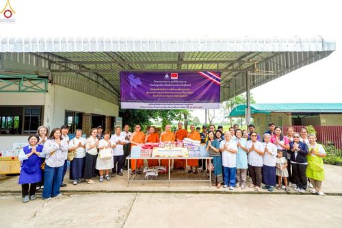 ภาพ No.235489:วันที่ 30-31 กรกฎาคม พ.ศ. 2568 วัดพระธรรมกาย มูลนิธิธรรมกาย ร่วมกับศูนย์ส่งเสริมศีลธรรมจังหวัดสุรินทร์ เปิดศูนย์พักพิงชั่วคราวเพื่อช่วยเหลือประชาชน ผู้อพยพจากเหตุปะทะกันตามแนวชายแดน ไทย-กัมพูชา ตั้งแต่วันที่ 24 กรกฎาคม พ.ศ.2568 เป็นต้นไป