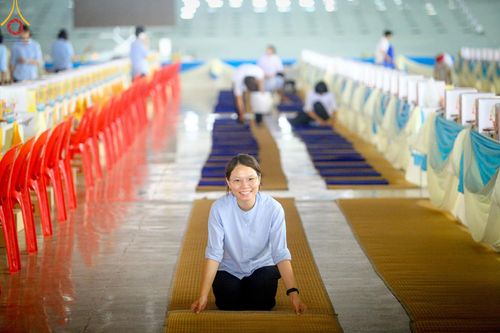 ภาพ No.59731:V.39 ทุ่มสุดใจ ธรรมชัย 80 ปี การเตรียมงาน การปฏิบัติงาน ของเจ้าหน้าที่หน่วยงานต่างๆ เพื่อพิธีฉลองอายุวัฒนมงคล 80 ปี หลวงพ่อธัมมชโย และรับถวายมหาสังฆทาน 10,000 กว่าวัดทั่วประเทศ ในวันคุ้มครองโลก จันทร์ที่ 22 เมษายน พ.ศ. 2567