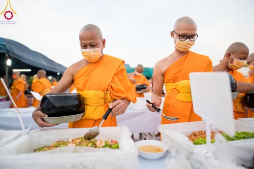 ภาพ No.109270:พิธีถวายภัตตาหารเป็นสังฆทาน แด่คณะพระธรรมยาตราฯ วันที่ 10 มกราคม พ.ศ. 2567 ณ อนุสรณ์สถานคลองบางนางแท่น อ.สามพราน จ.นครปฐม