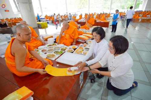 ภาพ No.247474:วันจันทร์ที่ 22 กันยายน พ.ศ. 2568 (วันพระ แรม 15 ค่ำ เดือน 10) พิธีบุพเปตพลี ครั้งที่ 170 ร่วมอุทิศบุญแด่หมู่ญาติที่ล่วงลับไปแล้ว และสืบทอดอายุพระพุทธศาสนา ณ หอฉันคุณยายอาจารย์ฯ วัดพระธรรมกาย