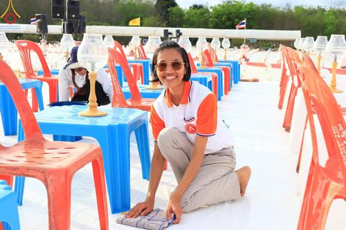 ภาพ No.128728:V.33 รวมพลังเพื่อบางกล่ำ การเตรียมงานของเจ้าหน้าที่หน่วยงานต่างๆ เพื่องานธรรมยาตราอัญเชิญพระบรมสารีริกธาตุ ประดิษฐาน ณ มหารัตนเจดีย์สิริปทุมสวรรค์ (เจดีย์อริยพุทธะ 5 พระองค์) ศูนย์ปฏิบัติธรรมภาคใต้ อ.บางกล่ำ จ.สงขลา ระหว่างวันที่ 9-10 มีนาคม พ.ศ. 2567