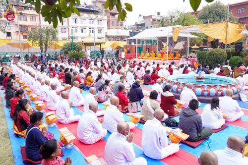 ภาพ No.129802:พิธีตัดปอยผมและแห่นาคธรรมทายาท ในโครงการบรรพชา 1,250 รูป ณ แดนประสูติ สวนลุมพินี ประเทศเนปาล วันที่ 2 มีนาคม พ.ศ. 2567