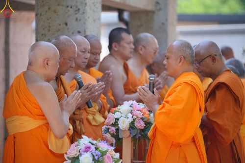 ภาพ No.141724:พิธีประดิษฐานลูกนิมิตมหาสมบัติ  ผูกสีมา สถาปนาอุโบสถ "บูชาธรรม 80 ปี หลวงพ่อธัมมชโย" ณ วัดพระธรรมกายโทชิหงิ ประเทศญี่ปุ่น วันอาทิตย์ที่ 16 มิถุนายน พ.ศ. 2567