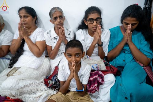 ภาพ No.141138:PhotoStory มหาศรัทธา ธรรมยาตราศรีลังกา EP.6 พิธีจุดวิสาขประทีป 6 วัด ถวายเป็น พุทธบูชา  โครงการสยาม-ลังกา ธรรมยาตรา  ฉลองเทศกาลวิสาขบูชาแห่งชาติ ศรีลังกา  บูชาธรรม 80 ปี หลวงพ่อธัมมชโย วันที่ 16 พฤษภาคม พ.ศ. 2567