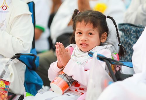 ภาพ No.118557:พิธีตักบาตรพระธรรมยาตรา ปีที่ 12 ณ อนุสรณ์สถานลำดับที่ 5 สถานที่เผยแผ่วิชชาธรรมกายครั้งแรก อนุสรณ์สถานบางปลา จ.นครปฐม วันที่ 25 มกราคม พ.ศ. 2567