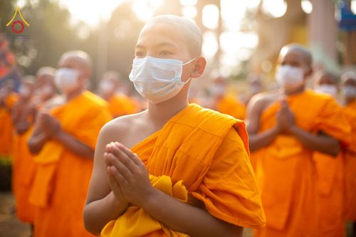 ภาพ No.76019:พิธีบรรพชาสามเณร ณ วัดปันชารี สันติปูร์ อรัญกฏิ เมืองคาร์กาชารี ประเทศบังกลาเทศ วันที่ 10 กุมภาพันธ์ พ.ศ. 2566