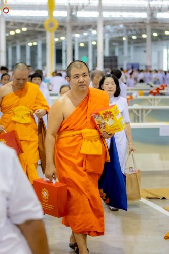 ภาพ No.236438:วันที่ 3 สิงหาคม พ.ศ. 2568 พิธีถวายมหาสังฆทานคณะสงฆ์ 2,000 กว่าวัดทั่วประเทศ ปีที่ 25 , พิธีถวายไทยธรรมคณะสงฆ์ 323 วัด 4 จังหวัดชายแดนภาคใต้ ณ วัดพระธรรมกาย