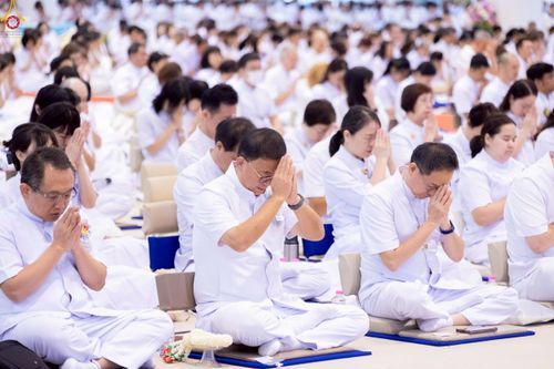 ภาพ No.243695:วันอาทิตย์ที่ 7 กันยายน พ.ศ. 2568 พิธีบูชาครูผู้ค้นพบวิชชาธรรมกาย , พิธีบูชาข้าวพระ ณ สภาธรรมกายสากล วัดพระธรรมกาย