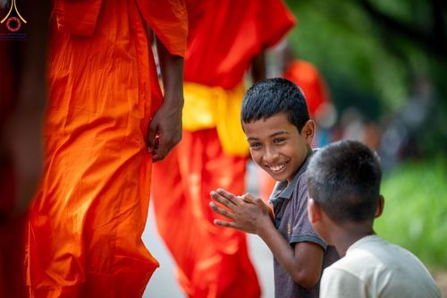 ภาพ No.139950:PhotoStory มหาศรัทธา ธรรมยาตราศรีลังกา EP.2 พิธีเปิดโครงการสยาม-ลังกา ธรรมยาตรา ฉลองเทศกาลวิสาขบูชาแห่งชาติ ศรีลังกา บูชาธรรม 80 ปีหลวงพ่อธัมมชโย เมื่อวันที่ 17 พฤษภาคม พ.ศ. 2567