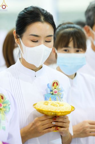 ภาพ No.77100:พิธีหล่อพระบรมพุทธเจ้า ในวันมาฆบูชา อาทิตย์ต้นเดือนที่ 6 มีนาคม พ.ศ. 2566 ณ วัดพระธรรมกาย จ.ปทุมธานี