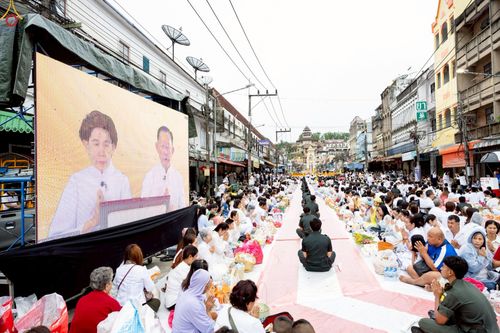 ภาพ No.245340:วันอาทิตย์ที่ 14 กันยายน พ.ศ. 2568 ตักบาตรพระ 555 รูป มหากุศล  น้อมถวายเป็นพุทธบูชา ณ หอนาฬิกาเบตง อ.เบตง จ.ยะลา