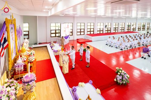 ภาพ No.227174:วันอังคารที่ 3 มิถุนายน พ.ศ. 2568 นายอำเภอคลองหลวง นำพสกนิกรรวมใจภักดิ์ สมเด็จพระนางเจ้าฯ พระบรมราชินี เนื่องในโอกาสวันเฉลิมพระชนมพรรษา ณ อาคารปลูกศรัทธา 2 วัดพระธรรมกาย อ.คลองหลวง จ.ปทุมธานี