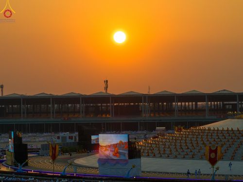 ภาพ No.124847:พิธีเวียนประทักษิณและจุดมาฆประทีป ในวันมาฆบูชา เสาร์ที่ 24 กุมภาพันธ์ พ.ศ. 2567 ณ พระมหาธรรมกายเจดีย์ วัดพระธรรมกาย