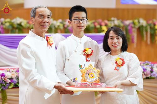 ภาพ No.207623:พิธีมอบโล่พระราชทาน สมเด็จพระกนิษฐาธิราชเจ้า กรมสมเด็จพระรัตนราชสุดาฯ สยามบรมราชกุมารี และโล่เกียรติยศโครงการตอบปัญหาธรรมะ "ทางก้าวหน้า" ครั้งที่ 42 พิธีมอบโล่วัชรเกียรติยศ โครงการตอบปัญหาศีลธรรมเพื่อสันติภาพโลก (WORLD-PEC) ครั้งที่ 18 วันที่ 12 ก.พ. 2568