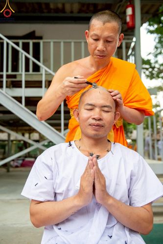 ภาพ No.216778:วันอาทิตย์ที่ 6 เมษายน พ.ศ. 2568 พิธีตัดปอยผม และปลงผมนาคธรรมทายาท โครงการบวชบูชาธรรม81ปี หลวงพ่อธัมมชโย โครงการ 1 และ 2 โครงการนานาชาติ AEC&WAB รุ่น CEO (ผู้บริหาร) รุ่นที่4 ณ หมู่บ้านบรรลุธรรม วัดพระธรรมกาย
