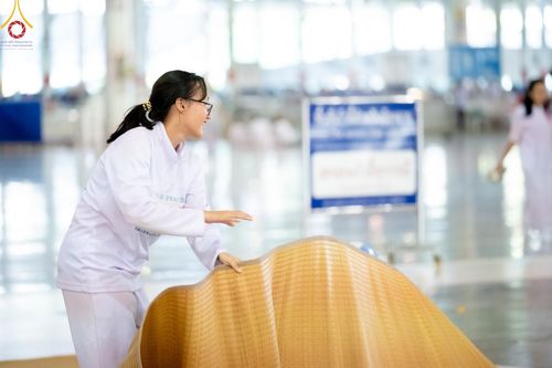 ภาพ No.134665:V.35 เพื่อบุญต้นเดือน การรับบุญของเจ้าหน้าที่หน่วยงานต่างๆ เพื่องานบุญวันอาทิตย์ต้นเดือน ณ วัดพระธรรมกาย วันที่ 7 เมษายน พ.ศ. 2567