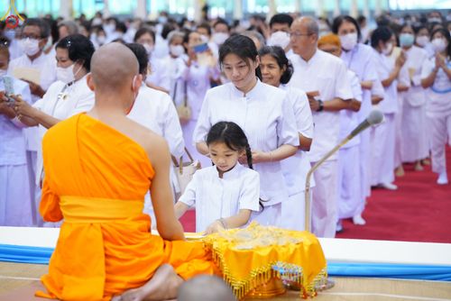 ภาพ No.83961:พิธีมุทิตาอุปสมบทพระมหาเปรียญธรรม ในวันอาทิตย์ที่ 2 กรกฎาคม พ.ศ.2566 ณ สภาธรรมกายสากล วัดพระธรรมกาย