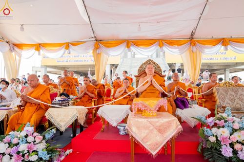 ภาพ No.79527:พิธีเททองหล่อพระประธาน ประจำอุโบสถวัดสายสุวพรรณ ณ มณฑลพิธีฯ ธรรมอุทยาน สัตตมหาสถาน หน้าอุโบสถวัดสายสุวพรรณ ต.คลองสี่ อ.คลองหลวง จ.ปทุมธานี วันเสาร์ที่ 1 เมษายน พ.ศ. 2566