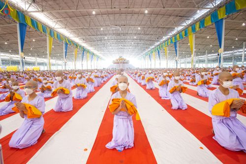 ภาพ No.79861:พิธีขอบรรพชา , พิธีคล้องอังสะ พิธีขอสรณคมน์และศีล , พิธีขอนิสสัย ในโครงการบรรพชาสามเณรฟื้นฟูพระพุทธศาสนาทั่วไทย วันเสาร์ที่ 8 เมษายน พ.ศ.2566