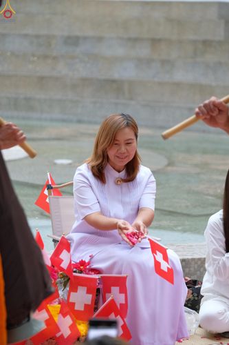 ภาพ No.287912:วันที่ 3 มกราคม พ.ศ. 2569 พิธีต้อนรับพระธรรมยาตรา ครั้งที่ 2 (ภาพชุดที่ 2) ในโครงการธรรมยาตรา กตัญญูบูชา มหาปูชนียาจารย์ พระมงคลเทพมุนี(สด จนฺทสโร) พระผู้ปราบมาร อนุสรณ์สถาน 7 แห่ง ปีที่ 14 ณ อนุสรณ์สถานมหาวิหารพระมงคลเทพมุนี (โลตัสแลนด์) อ.สองพี่น้อง จ.