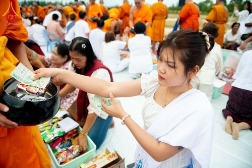 ภาพ No.348956:วันที่ 12 กันยายน พ.ศ.2569 พิธีตักบาตรแด่คณะสงฆ์ 323 วัด 4 จังหวัดชายแดนภาคใต้ พิธีถวายสังฆทานแด่คณะสงฆ์ 323 วัด ปีที่ 22 ครั้งที่ 189 พิธีมอบกองทุนหนุนแรงใจช่วยครูใต้ ปีที่ 19 ครั้งที่ 151 และพิธีทำบุญอุทิศส่วนกุศลให้ผู้วายชนม์ ณ ศูนย์อบรมเยาวชนปัตตานี 