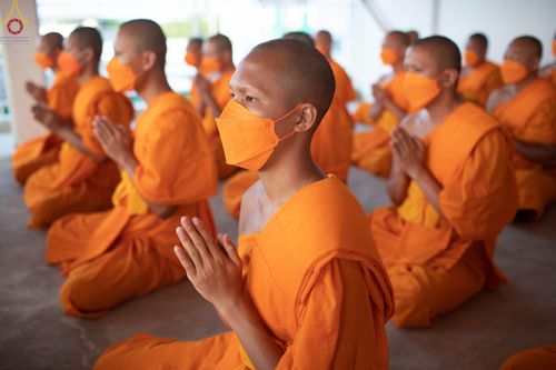 ภาพ No.74316:พุทธบุตรธรรมยาตรา ปฏิบัติธรรมและบันทึกภาพประวัติศาสตร์ ในโครงการธรรมยาตรากตัญญูบูชา มหาปูชนียาจารย์ พระมงคลเทพมุนี(สด จนฺทสโร) พระผู้ปราบมาร อนุสรณ์สถาน 7 แห่ง ปีที่ 11 ณ อนุสรณ์สถานลำดับที่ 6 สถานที่ค้นคว้าและเผยแผ่วิชาธรรมกาย วัดปากน้ำภาษีเจริญ กรุงเทพ