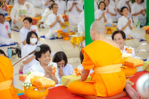 ภาพ No.137772:พิธีอุปสมบทสามเณรอุทิศชีวิต 11 รูป วันวิสาขบูชา พุธที่ 22 พฤษภาคม พ.ศ.2567 ณ อุโบสถ วัดพระธรรมกาย