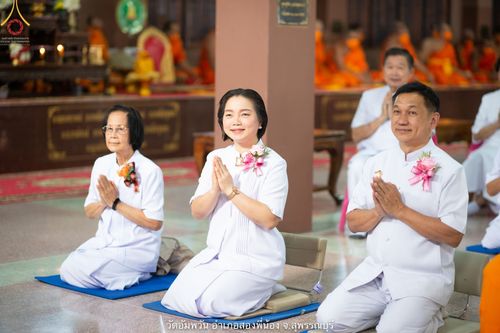 ภาพ No.69157:พระธรรมยาตรา ปฏิบัติศาสนกิจ ทำนุบำรุงศาสนสถาน, สวดธรรมจักร, ปฏิบัติธรรม ร่วมกับชุมชน,นักเรียนเด็กดีวีสตาร์ และร่วมพิธีทอดผ้าป่าบำรุงศาสนสถาน ในโครงการธรรมยาตรากตัญญูบูชา มหาปูชนียาจารย์ พระมงคลเทพมุนี(สด จนฺทสโร) พระผู้ปราบมาร อนุสรณ์สถาน 7 แห่ง ปีที่ 11
