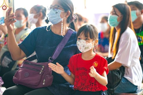 ภาพ No.71251:วัดพระธรรมกาย มูลนิธิธรรมกาย และคณะศิษยานุศิษย์ฯ ร่วมกับ อบต.คลองสาม และภาคีเครือข่ายฯ เปิดตัวสื่อนวัตกรรมพุทธประวัติผ่านแว่น VR สู่โลกเสมือนจริง - จัดแสดงนิทรรศการพลังความดี UG5 POWER เนื่องในงานวันเด็กแห่งชาติ ประจำปี พ.ศ.2566