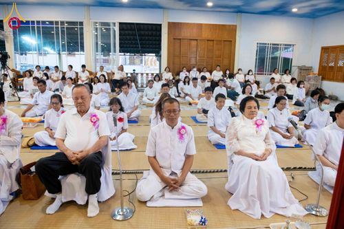 ภาพ No.295842:วันที่ 17 มกราคม พ.ศ. 2569 พิธีถวายภัตตาหารเป็นสังฆทาน แด่พระธรรมยาตรา ณ วัดโบสถ์บน ต.บางคูเวียง จ.นนทบุรี อนุสรณ์สถานลำดับที่ 4 สถานที่เกิดด้วยกายธรรม ในโครงการธรรมยาตรา กตัญญูบูชา มหาปูชนียาจารย์ พระมงคลเทพมุนี(สด จนฺทสโร) พระผู้ปราบมาร อนุสรณ์สถาน 7 แ