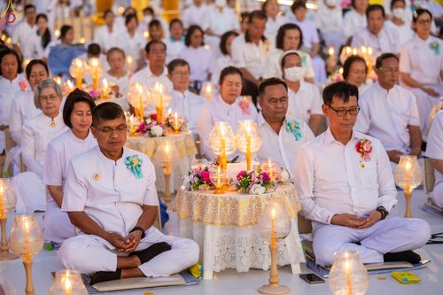 ภาพ No.302237:วันที่ 23 มกราคม พ.ศ. 2569 พิธีจุดประทีปธรรมถวายเป็นพุทธบูชา (ภาพชุดที่ 2) และบูชาธรรมมหาปูชนียาจารย์  ณ อนุสรณ์สถานลำดับที่ 5 สถานที่เผยแผ่วิชชาธรรมกายครั้งแรก อนุสรณ์สถานบางปลา วัดบางปลา อำเภอบางเลน จังหวัดนครปฐม ในโครงการธรรมยาตรา กตัญญูบูชา มหาปูชนีย
