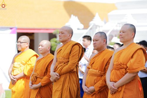 ภาพ No.289072:วันพุธที่ 17 ธันวาคม พ.ศ.2568 กิจกรรมเยาวชนไทยรวมใจทำความดี "เด็กดีมหานคร ต้นแบบด้านศีลธรรม" แข่งขันสอบตอบปัญหาศีลธรรมในพระพุทธศาสนา ครั้งที่ 7 และวันรวมพลังเด็กดี V-Star ประจำปี 2568 ณ วัดมหาธาตุยุวราชรังสฤษฎิ์ราชวรมหาวิหาร กรุงเทพมหานคร