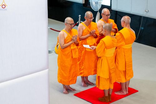 ภาพ No.338883:วันที่ 11 กรกฎาคม พศ.2569 พิธีบรรพชาอุปสมบท โครงการอุปสมบทหมู่ธรรมทายาทนานาชาติ  IDOP รุ่นที่ 21 (ภาษาจีน)  จากประเทศจีน มาเลเซีย สิงคโปร์ และไต้หวัน , โครงการบรรพชาสามเณรโรงเรียนนานาชาติ รุ่นที่ 15
