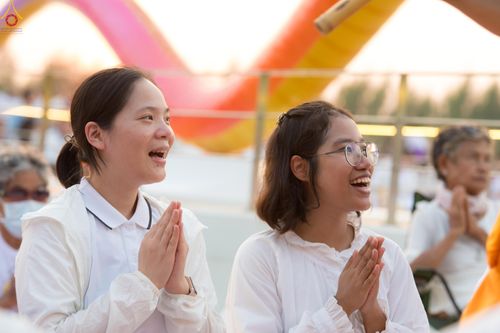 ภาพ No.299633:วันที่ 18 มกราคม พ.ศ. 2569 พิธีต้อนรับพระธรรมยาตรา (ภาพชุดที่ 2) ณ อนุสรณ์สถานลำดับที่ 5  สถานที่เผยแผ่วิชชาธรรมกายครั้งแรก อนุสรณ์สถานบางปลา วัดบางปลา อำเภอบางเลน จังหวัดนครปฐม ในโครงการธรรมยาตรา กตัญญูบูชา มหาปูชนียาจารย์ พระมงคลเทพมุนี(สด จนฺทสโร) พระ