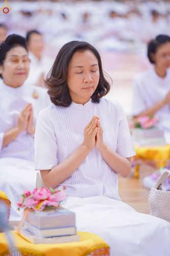 ภาพ No.225400:วันอาทิตย์ที่ 18 พฤษภาคม พ.ศ. 2568 พิธีร่วมบุญการศึกษา พระภิกษุ สามเณร ณ ห้องแก้วสารพัดนึก 2 วัดพระธรรมกาย