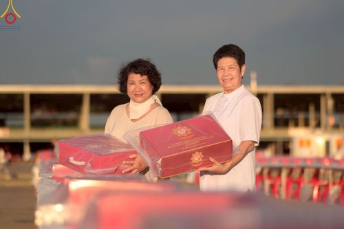 ภาพ No.219128:วันที่ 19-21 เมษายน พ.ศ. 2568 การเตรียมงานในลานธรรม , วิหารคด เพื่องานวันคุ้มครองโลก 22 เมษายน พ.ศ. 2568