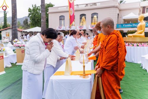 ภาพ No.138309:วิสาขบูชานานาชาติ วัดพระธรรมกายแคลิฟอร์เนีย ประเทศสหรัฐอเมริกา วันพุธที่ 22 พฤษภาคม พ.ศ. 2567