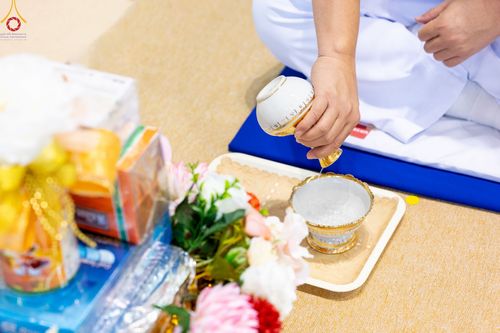 ภาพ No.85824:พิธีถวายคิลานเภสัชและอุปกรณ์การแพทย์ บูชาธรรมเนื่องในวันธรรมชัย วันที่ 19 สิงหาคม พ.ศ. 2566 ณ ห้องแก้วสารพัดนึก วัดพระธรรมกาย