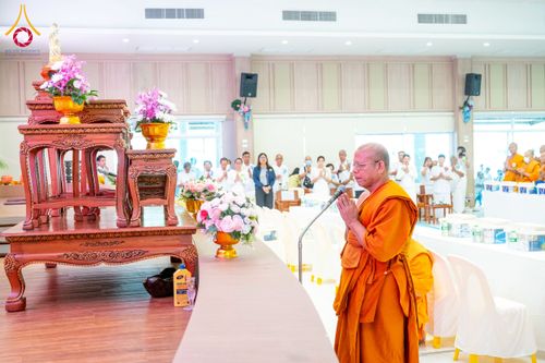 ภาพ No.225976:วันเสาร์ที่ 24 พฤษภาคม พ.ศ. 2568 พิธีถวายสังฆทาน 323 วัด ปีที่ 21 ครั้งที่ 177 พิธีมอบกองทุนหนุนแรงใจช่วยครูใต้ ปีที่ 18 ครั้งที่ 141 และพิธีทำบุญอุทิศส่วนกุศลให้ผู้วายชนม์ ณ ศูนย์ปฏิบัติธรรมภาคใต้ จ.สงขลา