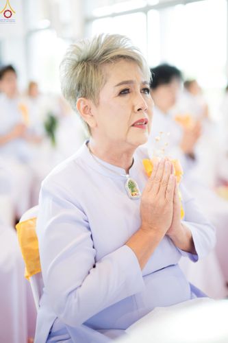 ภาพ No.239447:วันอาทิตย์ที่ 17 สิงหาคม พ.ศ. 2568 พิธีกดปุ่มอัญเชิญรูปเหมือน พระมงคลเทพมุนี (สด จันทสโร)  ณ มหาวิหารแก้วพระมงคลเทพมุนี  ศูนย์ปฏิบัติธรรมแก้วเมืองเลย