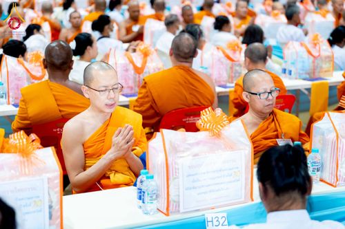 ภาพ No.238876:วันเสาร์ที่ 16 สิงหาคม พ.ศ. 2568 งานบุญประจำปี ครั้งที่ 20 พิธีทักษิณานุปทานแด่บรรพชน ตระกูลผ่องสวัสดิ์และหมู่ญาติที่ล่วงลับไปแล้ว ณ พระมหาเจดีย์ทัตตชีโว ศูนย์อบรมเยาวชนกาญจนบุรี