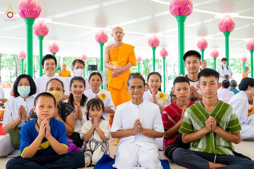 ภาพ No.80764:พิธีอุปสมบทสามเณรเตรียม DCI รุ่นที่20 จำนวน 15 รูป ณ อุโบสถพระไตรปิฎก วัดพระธรรมกาย วันเสาร์ที่ 6 พฤษภาคม พ.ศ. 2566