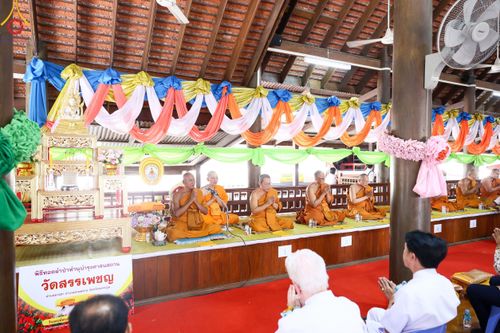 ภาพ No.192019:พิธีทอดผ้าป่าทำนุบำรุงศาสนสถาน ณ วัดสรรเพชญ ต.ยายชา อ.สามพราน จ.นครปฐม ในโครงการธรรมยาตรา กตัญญูบูชา มหาปูชนียาจารย์ พระมงคลเทพมุนี(สด จนฺทสโร) พระผู้ปราบมาร อนุสรณ์สถาน 7 แห่ง ปีที่ 13 วันที่ 9 มกราคม พ.ศ. 2568