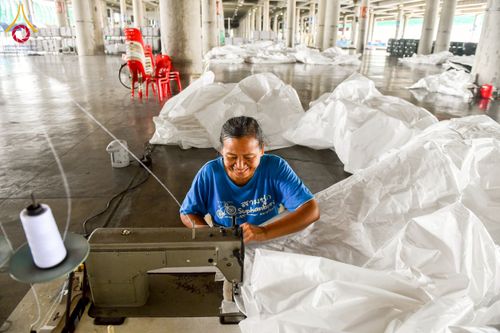 ภาพ No.217678:วันที่ 2-14 เมษายน พ.ศ. 2568 เจ้าหน้าที่เตรียมงานวันคุ้มครองโลก ชุดที่ 1 วัดพระธรรมกาย จ.ปทุมธานี