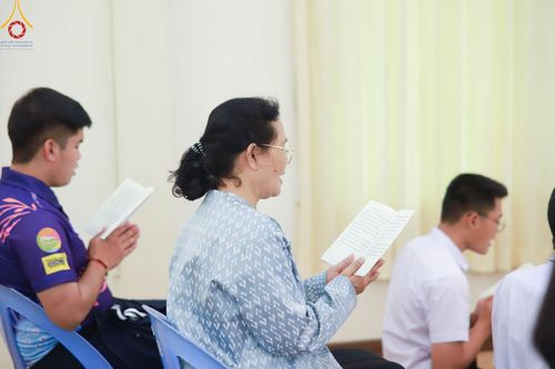 ภาพ No.103511:วันรวมพลังเด็กดี V-Star ผู้นำฟื้นฟูศีลธรรมโลก จังหวัดเชียงรายและจังหวัดพะเยา ณ ศูนย์ปฏิบัติธรรมจังหวัดเชียงราย วันที่ 2 ธันวาคม พ.ศ. 2566