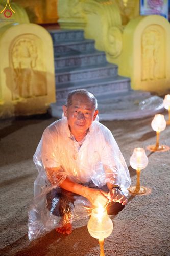 ภาพ No.141966:PhotoStory มหาศรัทธา ธรรมยาตราศรีลังกา EP.7 พิธีจุดวิสาขประทีป 6 วัด ถวายเป็น พุทธบูชา  โครงการสยาม-ลังกา ธรรมยาตรา  ฉลองเทศกาลวิสาขบูชาแห่งชาติ ศรีลังกา วันที่ 16 เดือนมิถุนายน พ.ศ. 2567