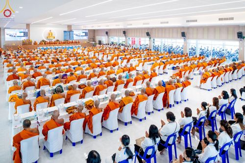 ภาพ No.142204:พิธีถวายสังฆทานแด่คณะสงฆ์ 323 วัด ปีที่ 20 ครั้งที่ 170 , พิธีมอบกองทุนหนุนแรงใจช่วยครูใต้ ปีที่ 17 ครั้งที่ 135 และพิธีทำบุญอุทิศส่วนกุศลให้ผู้วายชนม์ วันเสาร์ที่ 22 มิถุนายน พ.ศ.2567 ณ ศูนย์ปฏิบัติธรรมภาคใต้ อ.บางกล่ำ จ.สงขลา