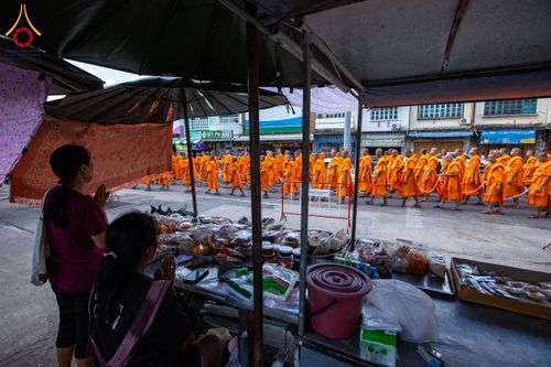 ภาพ No.211418:วันอาทิตย์ที่ 16 มีนาคม พ.ศ. 2568 ธรรมยาตราอัญเชิญพระบรมสารีริกธาตุ รอบเมืองปัตตานี ประดิษฐาน ณ ปทุมเจดีย์ เจดีย์พระพุทธเจ้า 5 พระองค์  ศูนย์อบรมเยาวชนปัตตานี